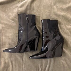 Stuart Weitzman Ankle Boots